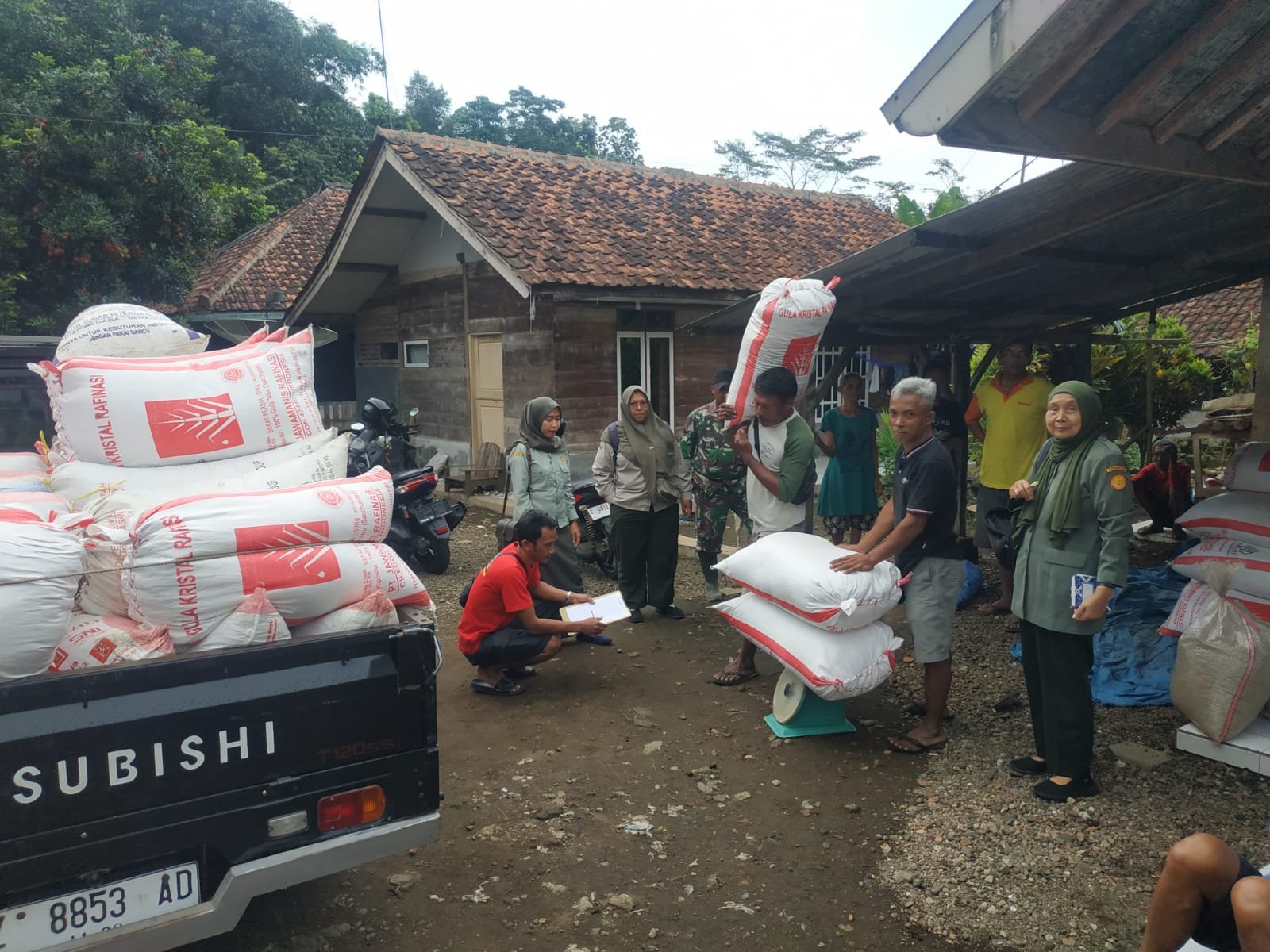 Kodim 0610 Sumedang Kawal Serap Gabah Petani untuk Perkuat Ketahanan Pangan