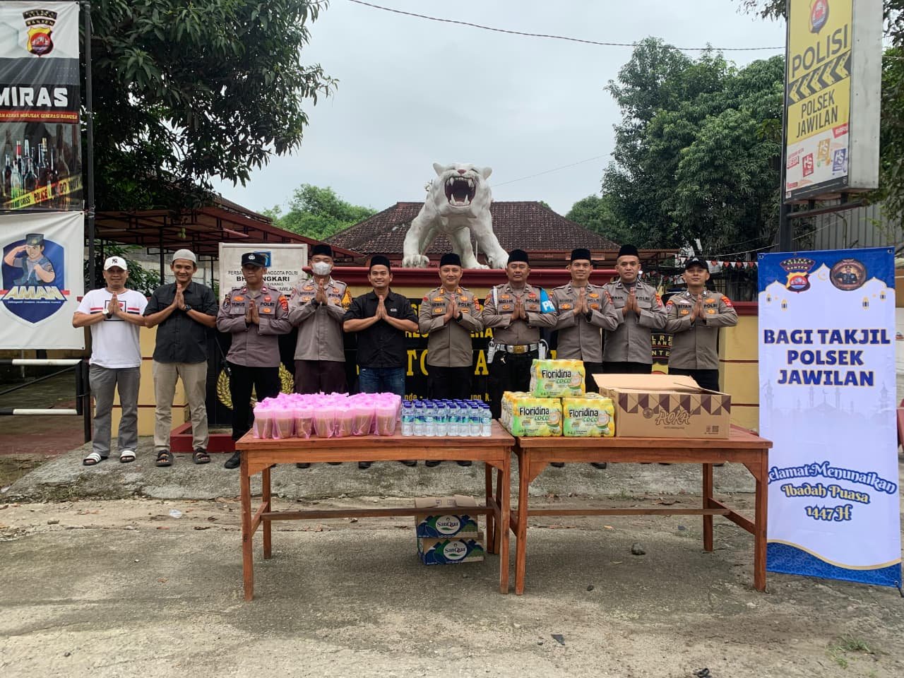 Polsek Jawilan Bagikan Takjil Gratis, Wujud Kepedulian di Bulan Ramadan