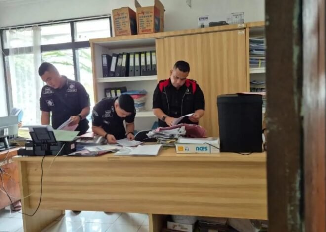 Kejari Sumedang Geledah Kantor Kesbangpol, Cari Dokumen SPJ Anggaran 2024–2025