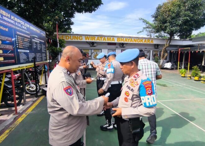 Provost Polresta Tangerang Gelar Gaktibplin di Polsek Cikupa