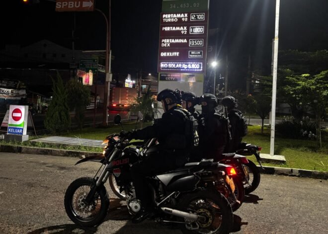 Tim Kujang Polres Sumedang Gelar Patroli Menjelang Sahur, Amankan Pengendara Ugal-ugalan