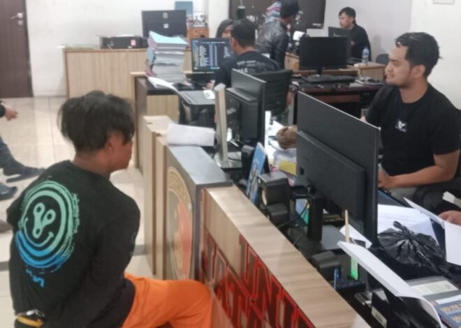 Polsek Banjarwangi Amankan Pelaku Pencurian HP 