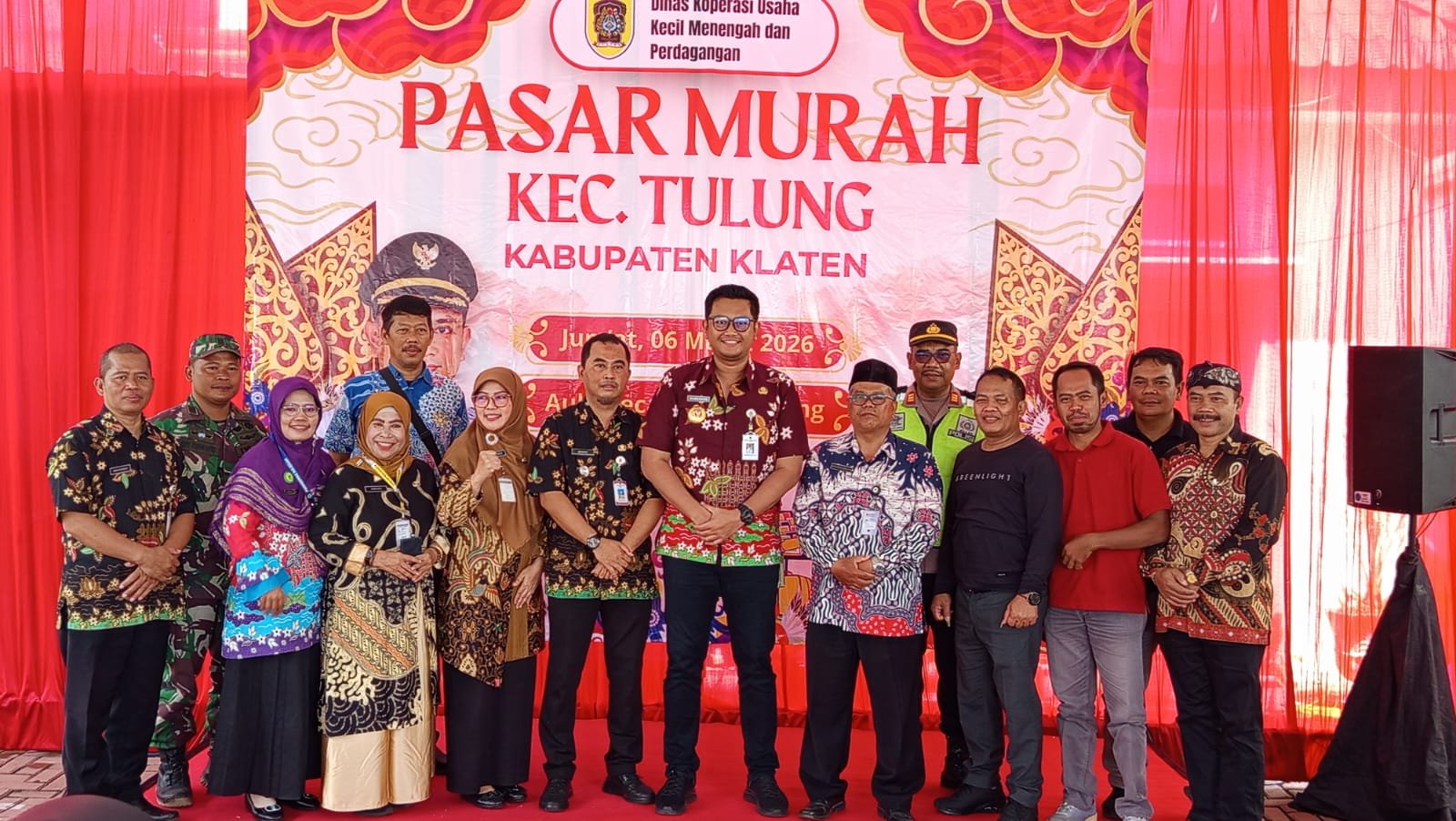 Berjumlah 1200 Paket Sembako di Distribusikan Dalam Pasar Murah di Kecamatan Tulung Klaten