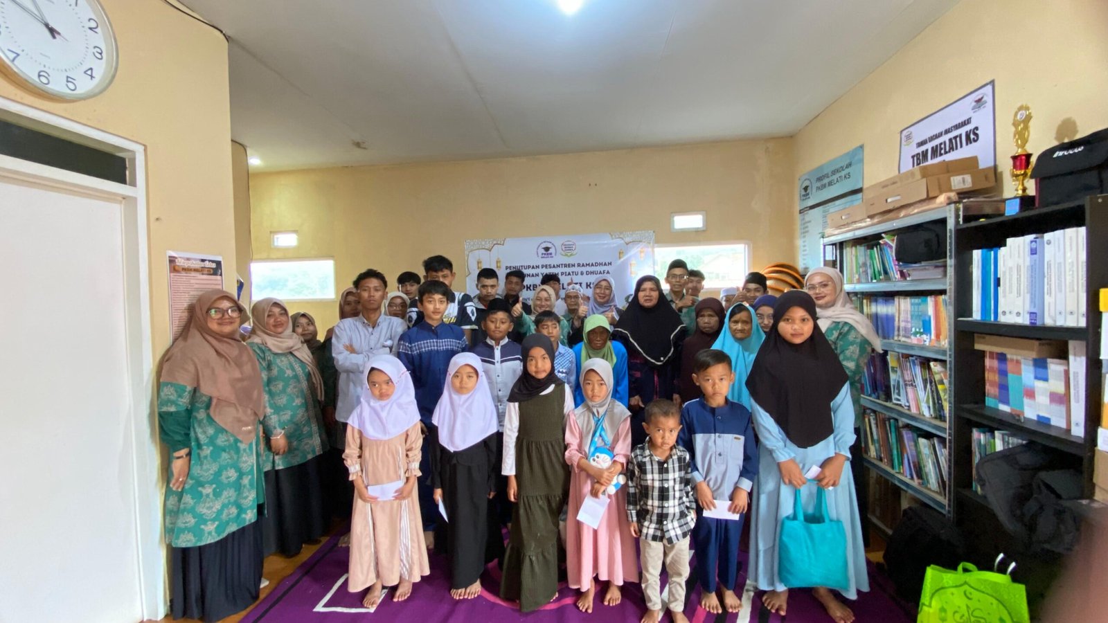 Penutupan Pesantren Ramadhan Penuh Haru, PKBM Melati KS Sukasari Santuni Anak Yatim dan Dhuafa