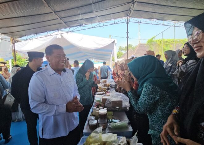 Bazar Peduli Ramadhan TP PKK dan Dharma Wanita Majalengka Disambut Antusias Warga