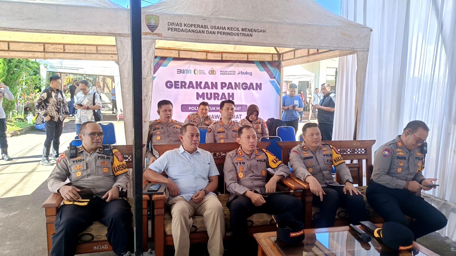 Polres Sumedang Gelar Gerakan Pangan Murah Bersama Bulog, Bantu Ringankan Beban Masyarakat Jelang Idul Fitri