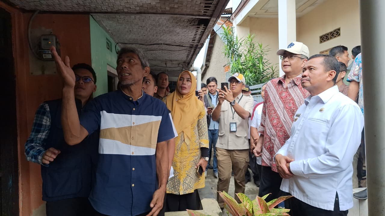 Dirjen Kawasan Permukiman Tinjau Calon Penerima BSPS di Sumedang, 550 RTLH Siap Diperbaiki