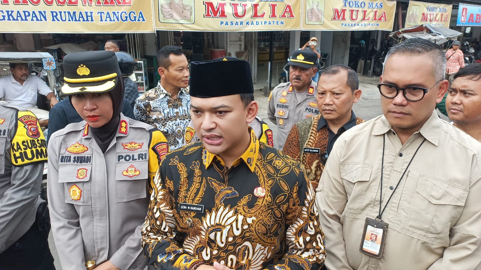 Sidak Pasar Kadipaten, Wabup dan Kapolres Pastikan Stok Pangan Aman Jelang Lebaran.