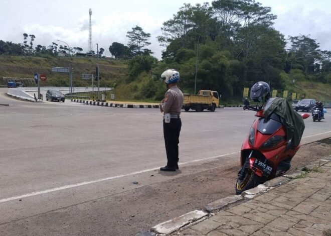 Arus Lalu Lintas Di EXIT GT TOL Pamulihan Terpantau Lancar
