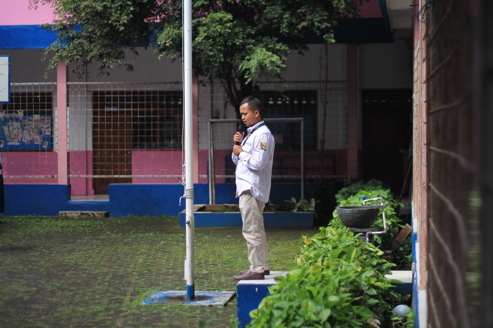 Hangat dan Penuh Kebersamaan! SMP Bakti Nusantara 666 Gelar Apel Pagi dan Halal Bihalal, Siswa-Siswi Antusias Penuh Keceriaan