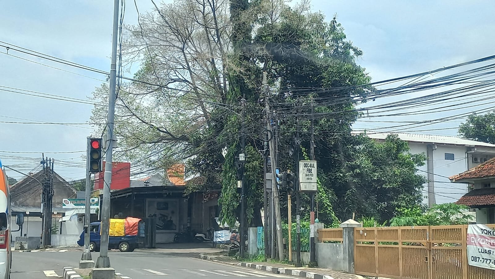 Penataan Kabel Semerawut, Diskominfo Majalengka Luncurkan Program “SAJUTA”.