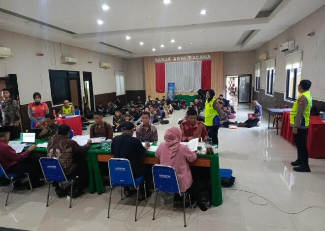 Polres Purwakarta Gelar Pemeriksaan Administrasi Calon Anggota Polri Secara Transparan