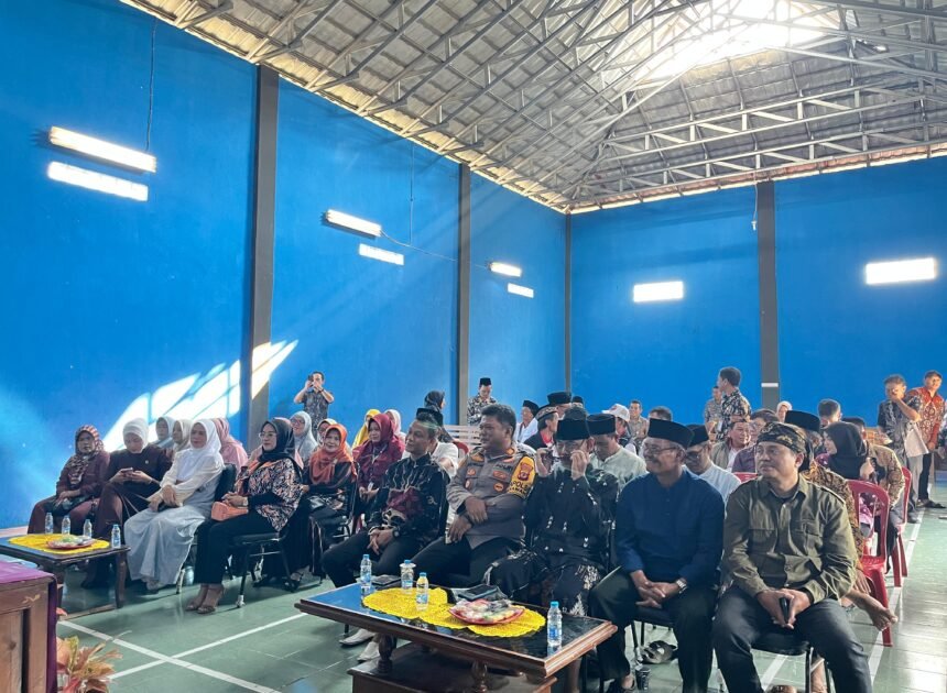 Momentum Halal Bihalal, Kapolsek Pasawahan Ajak Warga Pondoksalam Perkuat Sinergi Jaga Kamtibmas