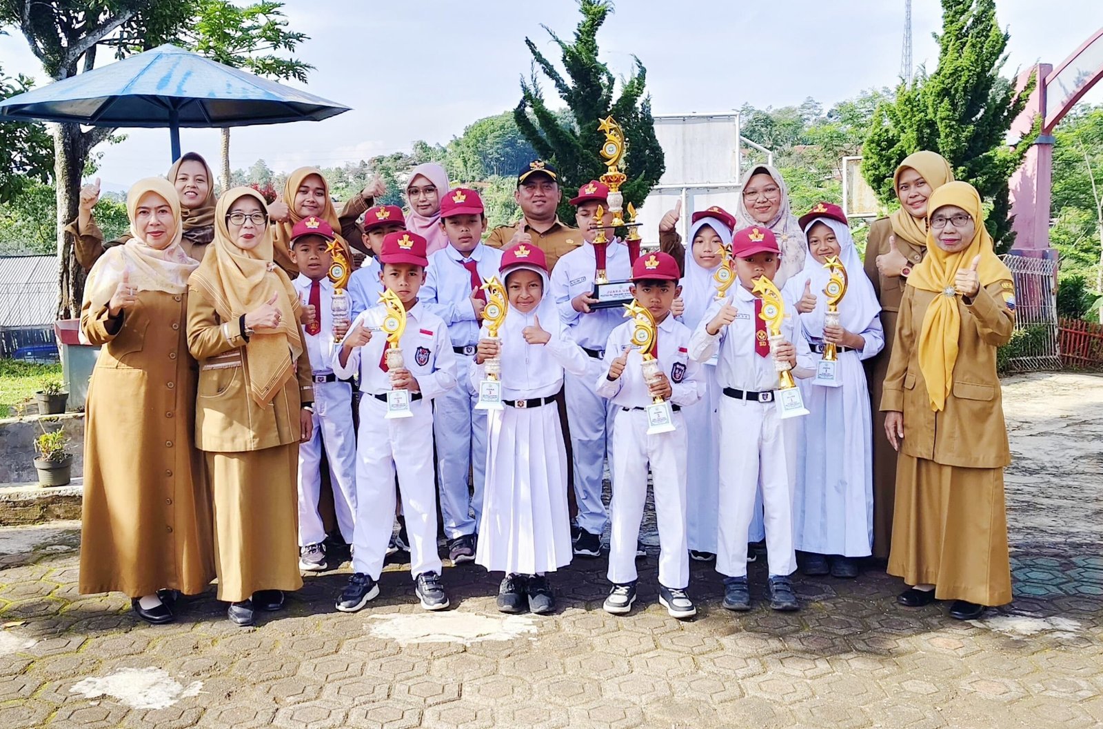 MENGGEBRAK! SDN SIRNAMANAH Sapu Bersih Juara, Kukuhkan Diri Jadi Raja Prestasi di Rancakalong