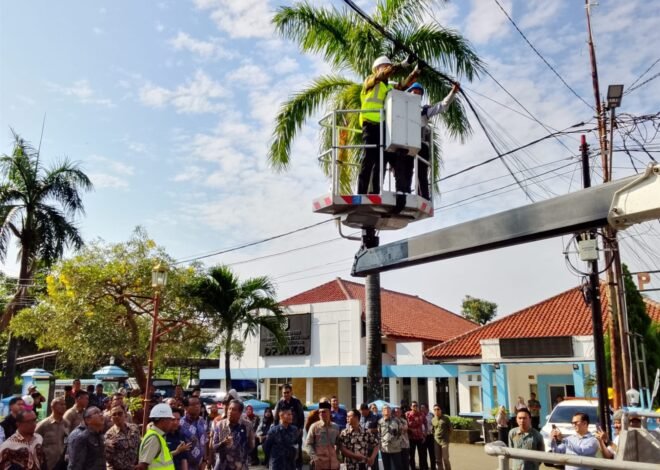 Bupati Majalengka Kick Off Penataan Kabel Udara, Dorong Kota Lebih Rapi dan Aman