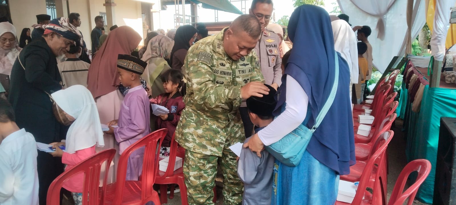 Danramil Tanjungsari apresiasi ​kepada Pemdes Sukasari Santuni Anak Yatim Jelang Muharram.