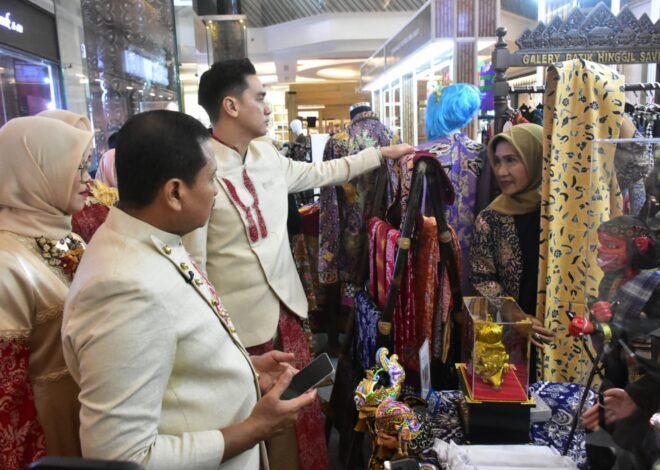 hasil karya pelaku UMKM dan perajin Sumedang