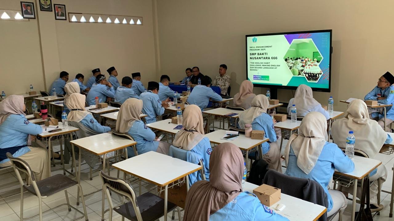 Skill Enhancement Program SMP Bakti Nusantara 666 Resmi Digelar, Perkuat Kompetensi Guru dan Budaya Berbahasa Inggris