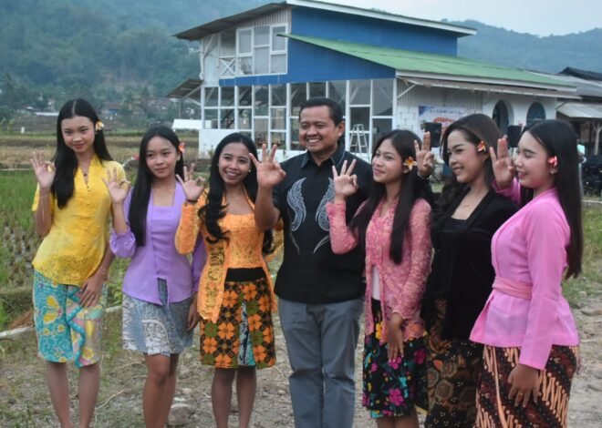 Bupati berharap lahir insan-insan kreatif yang mampu bersaing di tingkat nasional hingga internasional